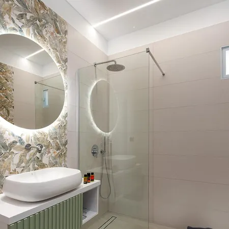 Virtus In Mare Villa *